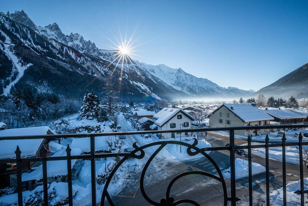 Eden Hotel, Apartments And Chalet Chamonix Les Praz Exterior photo