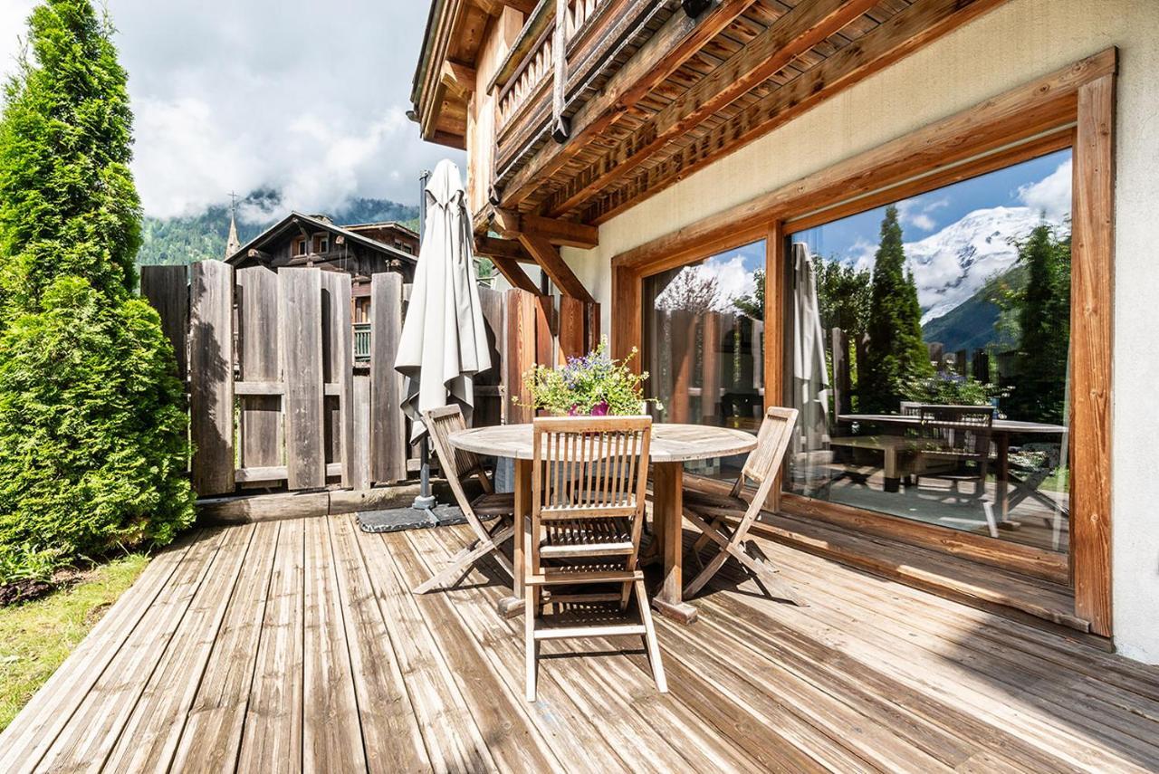 Eden Hotel, Apartments And Chalet Chamonix Les Praz Exterior photo